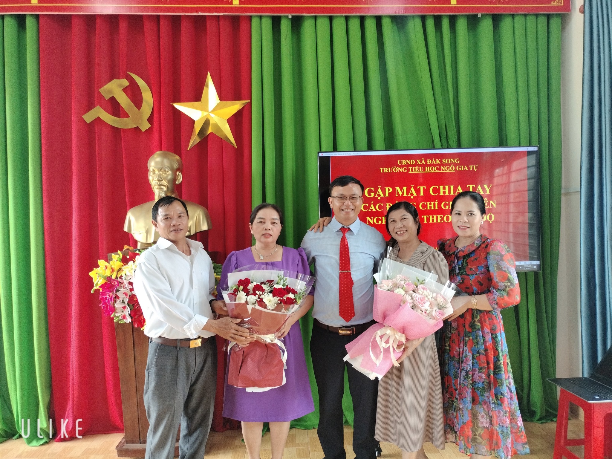 LỄ GẶP MẶT CHIA TAY GIÁO VIÊN VỀ NGHỈ HƯU THEO CHẾ ĐỘ LỄ GẶP MẶT CHIA TAY GIÁO VIÊN VỀ NGHỈ HƯU THEO CHẾ ĐỘ